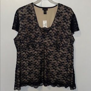 Lane Bryant Lace Top Blouse w Short Sheer Lace Sleeve Women’s 4X 26-28